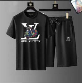 Picture of LV Shirt Pant Suits _SKULVM-5XL12yn24923508